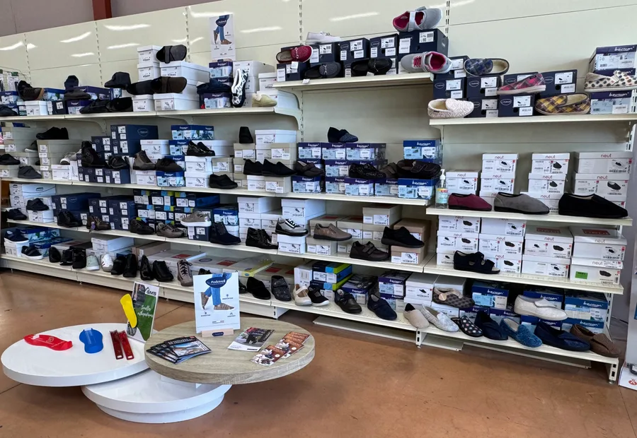 Chaussons de confort pour personne âgée — SMS Saintes