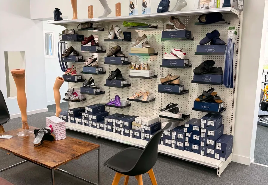 Rayon chaussures orthopédiques — SMS Cognac